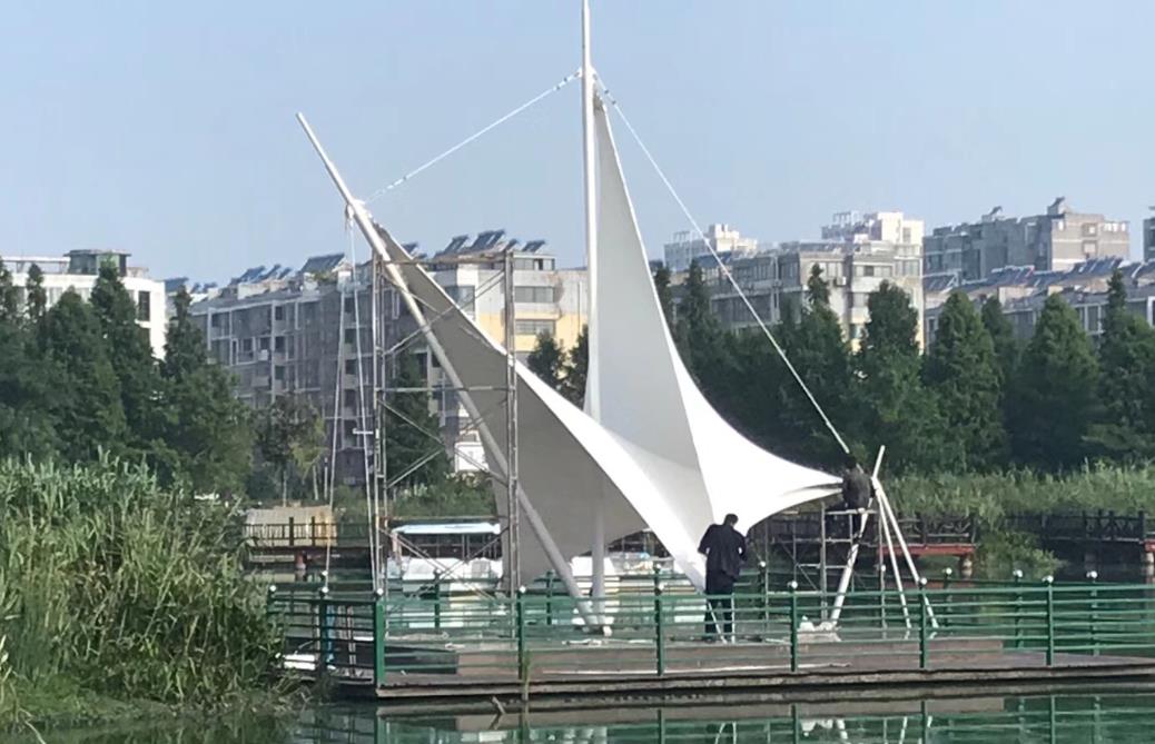`广场景观膜结构`
