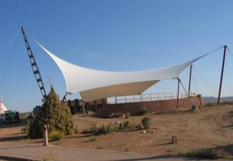 `张拉膜结构安装注意事项`