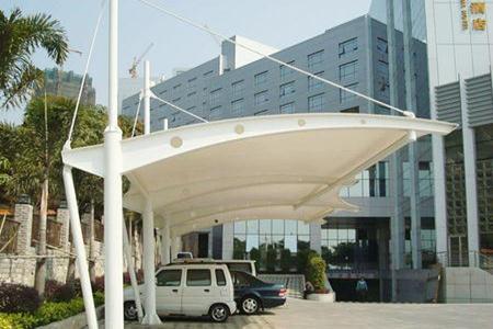 `膜结构车棚搭建流程`