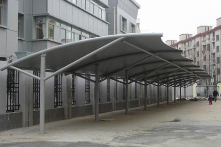 `张拉膜施工工艺介绍`