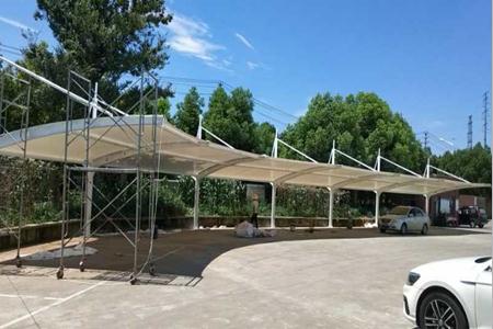 `上海膜结构车棚定制哪家好？`