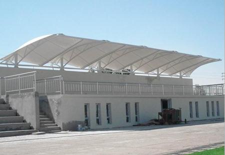 `操场膜结构看台介绍`