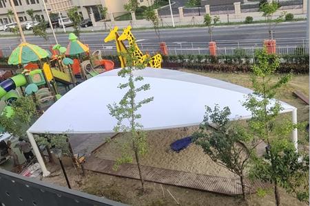 `新款膜结构遮阳蓬的特点有哪些？`