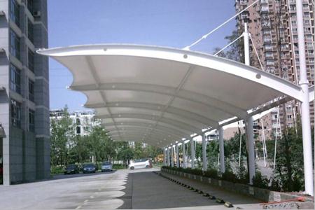 `膜结构厂区车棚的特点`