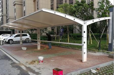 `膜结构停车棚膜布种类介绍`