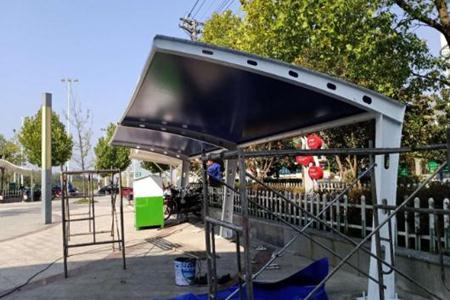 `膜结构车棚膜的安装过程`