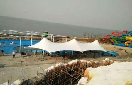 `看台膜结构雨棚使用年限`