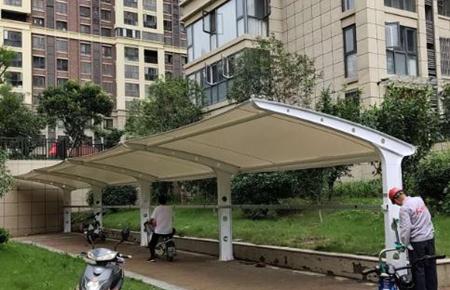 `定做膜结构雨棚车棚预算`